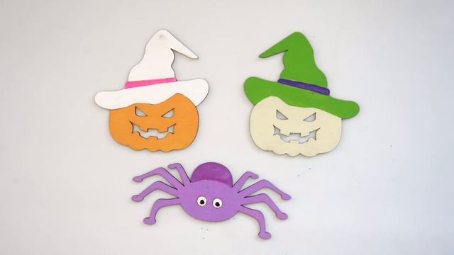 DIY Dollar Tree Halloween Decor 2022 | Witch Hat Wreath, Jack-o-Lantern & Light Up Pumpkins