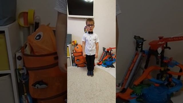 Ратченко Матвей 6 лет А.С. Пушкин У Лукоморья дуб зелёный смотреть онлайн