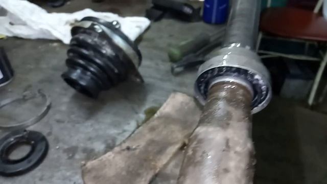 Как заменить внутренний пыльник ШРУСа на Ларгус, Логан. смотреть онлайн