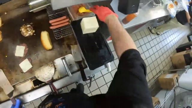 LIVE 3-D Vision POV RESTAURANT 🍔 🌭 🍟 3-21 смотреть онлайн