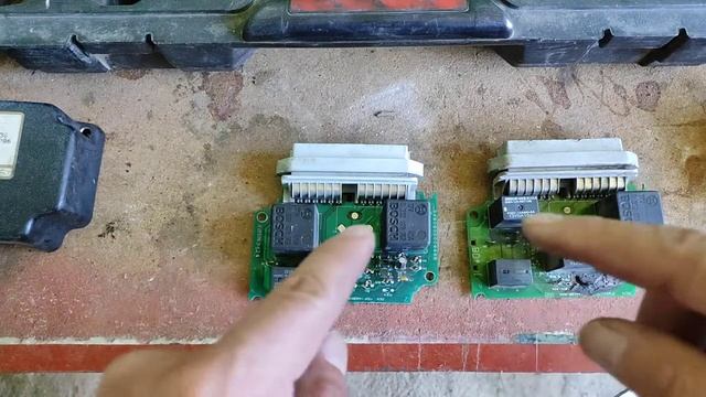 Caja de relevadores Ford topaz 93 y Mustang 95 como es el circuito impreso y circuitos смотреть онлайн