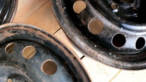 Красим 9-летние ржавые штампованные диски