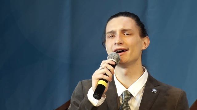 Вокальная группа "Лицы": Родина (С.Трофимов) смотреть онлайн