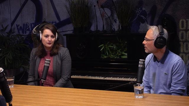 The power of Kotlin // Beyond Coding Podcast #28 - Patrick Akil with Paulien van Alst and Urs Peter смотреть онлайн
