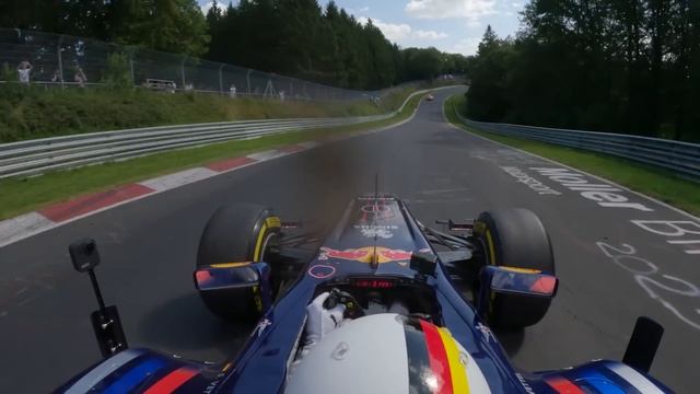 Vettel Vs Coultard F1 Car Race Around Full Nurburgring смотреть онлайн