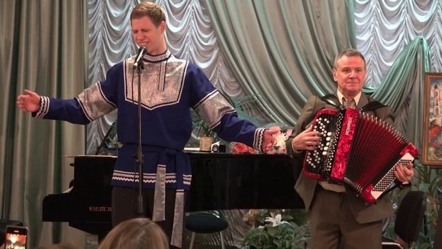 "Дуня". Казачья песня. Поёт Арсений Тихомиров. смотреть онлайн