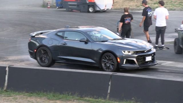 ZL1 Camaro vs Tesla model X - drag racing смотреть онлайн