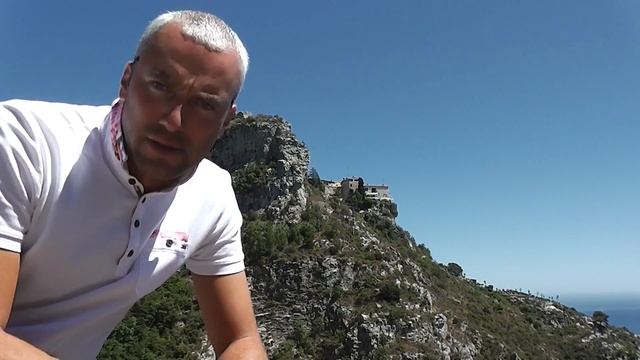 Эз - "деревня на насесте" смотреть онлайн