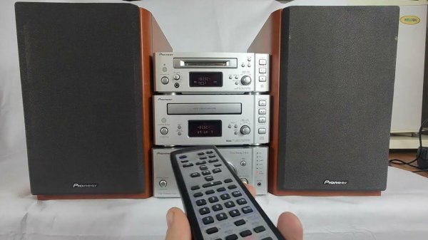 Обзор музыкального центра Pioneer FILL X-NT9MD