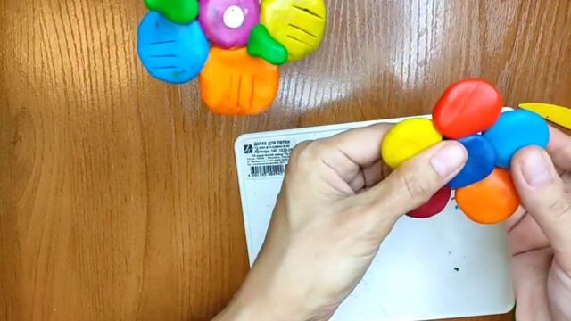 Лепим из пластилина Волшебный цветок ко дню Матери. Студия Наумка. смотреть онлайн