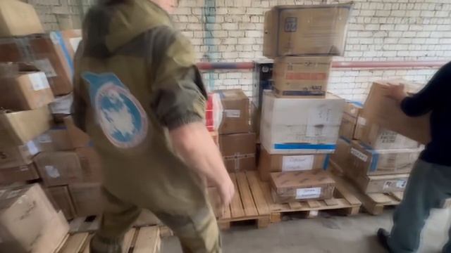Югорчане отправили гуманитарную помощь детям Херсона смотреть онлайн