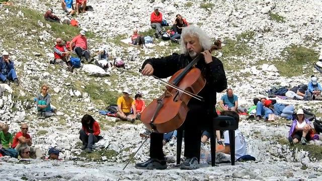 Mischa Maisky - Prelude Suite I for cello solo (J.S.Bach) смотреть онлайн