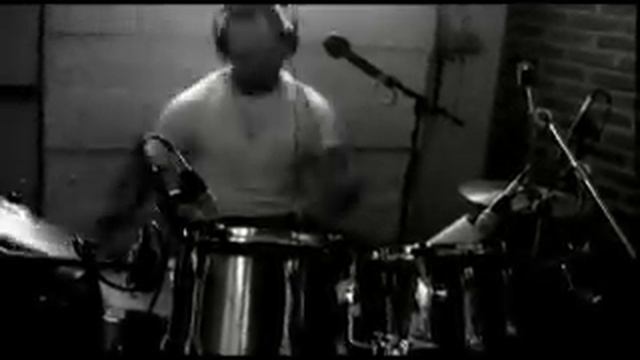 Mr Funky Live in Studio смотреть онлайн