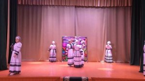 Ансамбль _Селяночка_ - _Люба казаку_.