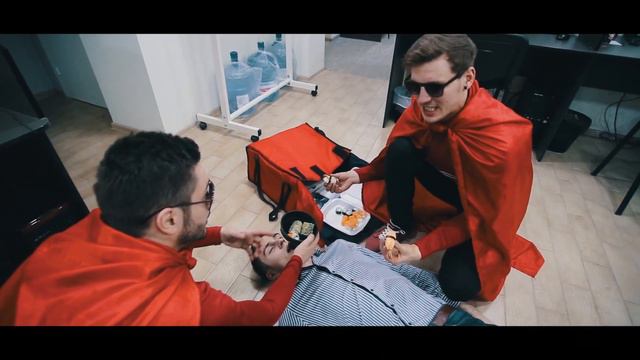 ОФИСНЫЙ ПЛАНКТОН УПАЛ В ГОЛОДНЫЙ ОБМОРОК!!! Спасатели еле откачали смотреть онлайн