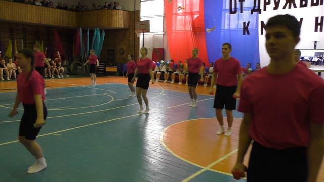 Спортпраздник 2024 г. Гимнастические выступления 1Ф. ГТО