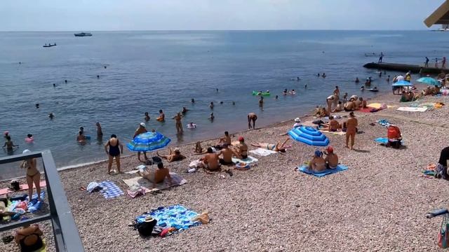 ГУРЗУФ 2021. ПЛЯЖ В ГУРЗУФЕ. ПОЧЕМУ МЫ ЗДЕСЬ ОСТАЛИСЬ? АВТОПУТЕШЕСТВИЕ ПО КРЫМУ. смотреть онлайн