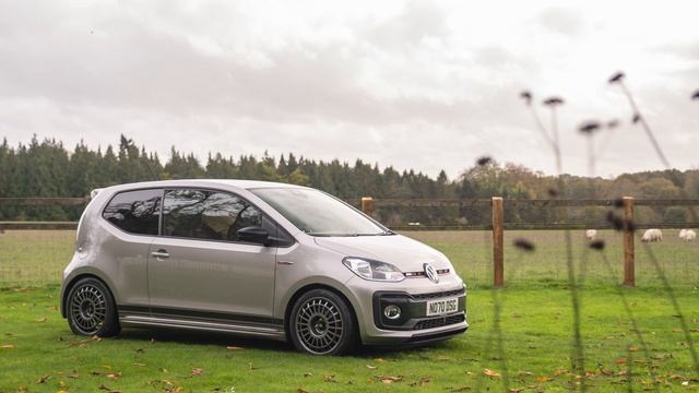 I beached my VW Up! seconds after fitting brand new wheels.... But it looks good at least! смотреть онлайн