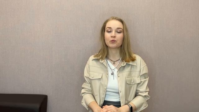 Как с ахроматами сочетать цвета в одежде? смотреть онлайн