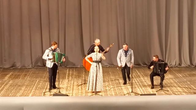 Ансамбль "Вечёрка" в ДУ Краснообска (12.11.2021) смотреть онлайн