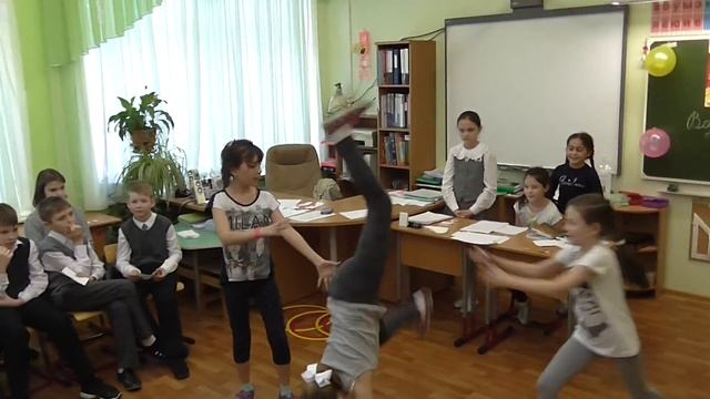 А ну-ка, мальчики!!! Конкурсная программа к 23 февраля. смотреть онлайн