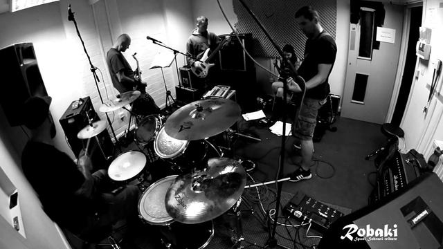 ROBAKI - SKAMIENIAŁE SERCA - SPASI SOHRANI TRIBUTE - HARDCORE WORLDWIDE (OFFICIAL VERSION HCWW) смотреть онлайн