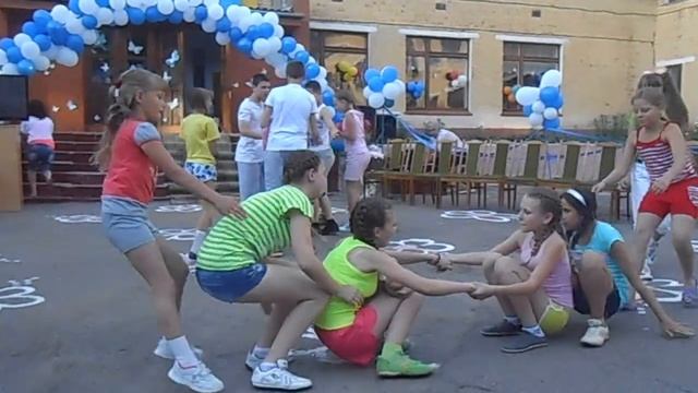 Недетское время)Выпускной бал 2013) смотреть онлайн
