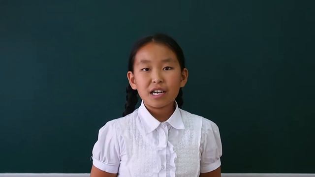 Страна читающая — Айлуна Ооржак читает произведение «Отчего так много света?» И. А. Мазнина смотреть онлайн