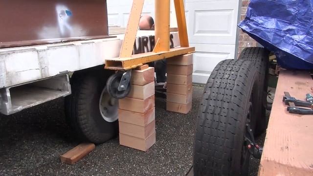 How to lift heavy equipment. Как поднять тяжёлый станок смотреть онлайн