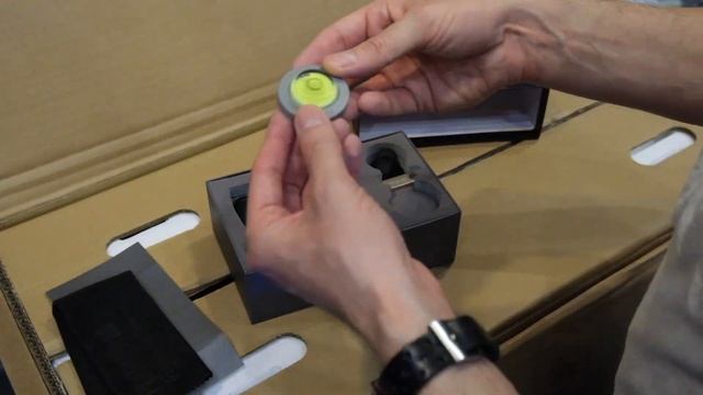 Распаковка топовых полочников Monitor Audio Platinum PL100 смотреть онлайн