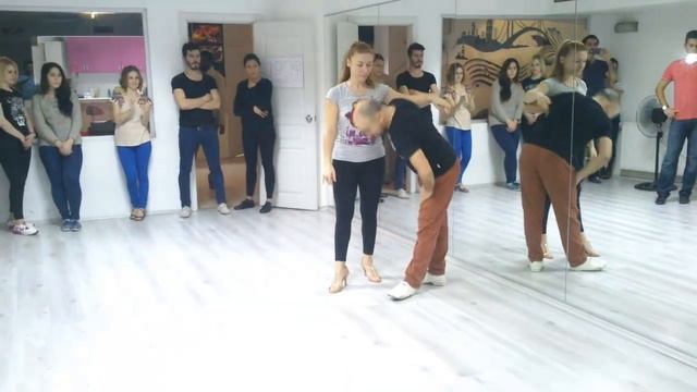 OneDance Pazar Pratiği Bachata Workshop 7 Aralık смотреть онлайн