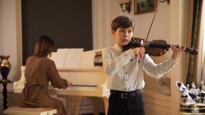 Георгий Якуткин,10 лет, скрипка .                                             Н.Бакланова -"Мазурка