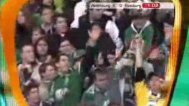 Болельщику в чайник мячом) смотреть онлайн