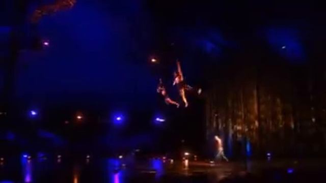 Varekai by Cirque du Soleil - Aerial - Jobs on stage смотреть онлайн