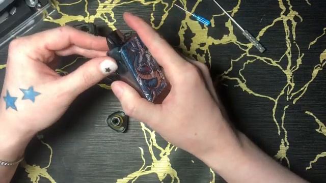 Charon Baby Plus & Wismec R40 - об рба по чесноку [отзыв с дивана] смотреть онлайн