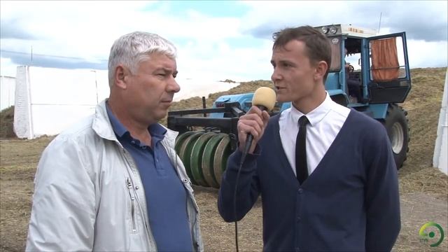 Заготовка сенажа в колхозе им. Горина с трамбовщиком Геркулес смотреть онлайн