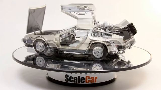 DMC 12 DeLorean Back to the Future Part I by SunStar смотреть онлайн