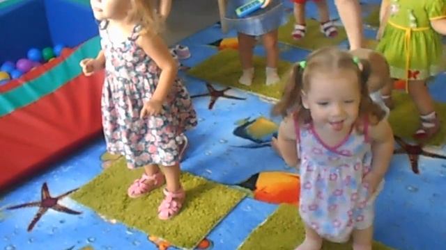 Музыкальное занятие в СДС "Ясельки" г.Киров смотреть онлайн