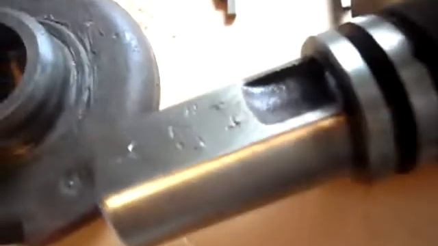 Ремонт двигателя Заз 965. Определяемся с неисправностями коленвала. смотреть онлайн