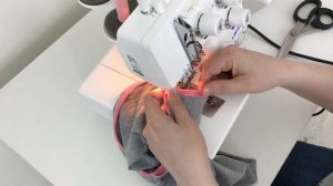 Как окантовать трикотажной бейкой горловины, проймы, вырезы на изделиях из трикотажа #малихекатерин
