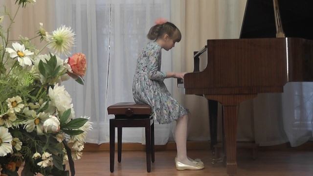 Закутина Дарья - И.С. Бах "Маленькая прелюдия" №1 До мажор смотреть онлайн