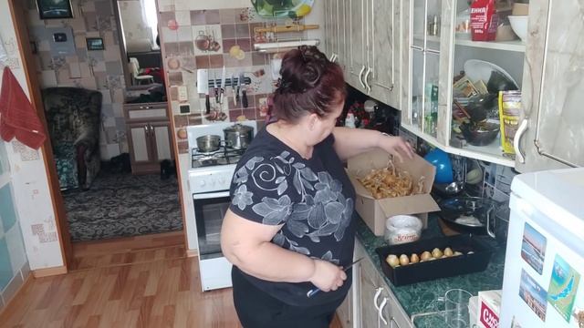 Лук на зелень ? Зачем МНЕ луна ? Сколько стоит ? Домохозяйка смотреть онлайн