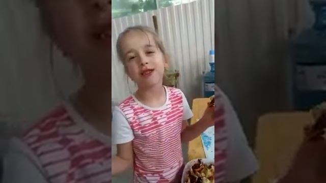 А вы знали как правильно есть гранат?)) смотреть онлайн