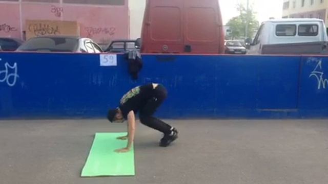 1 неделя 6 день задание на вылет 90 секунд 25 берпи. Жми лайк если нравиться. смотреть онлайн