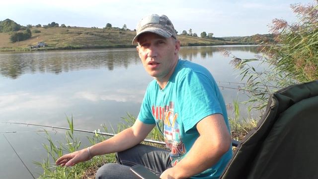 Крупный КАРАСЬ и КАРП рвёт леску! смотреть онлайн