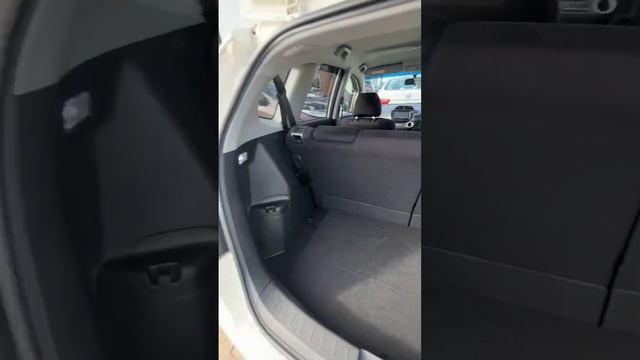 Honda Fit RS 2010 год смотреть онлайн