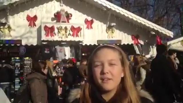 Рождественская ярмарка в Париже смотреть онлайн