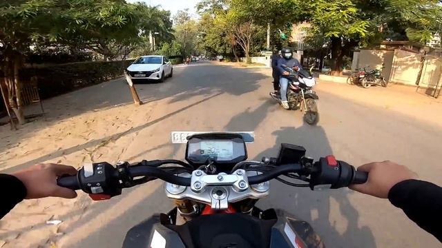 Duke 390 BS6 vs BMW G310R BS6 2021 | Comparison смотреть онлайн
