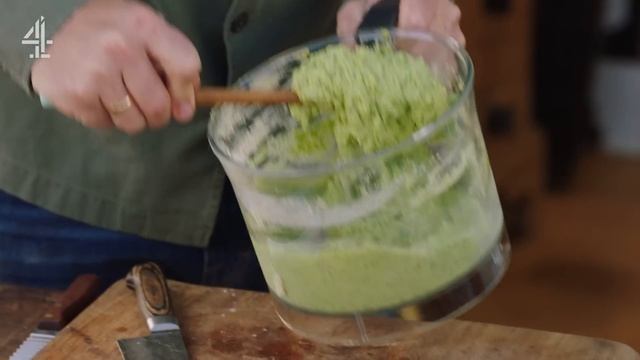 Super Green Falafel | Friday Night Feast | Jamie Oliver смотреть онлайн