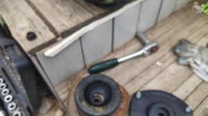 Скрип,скрежет в передней стойке амортизатора на Киа Соренто 2 xm 2011г.в. дизель 2.2 .